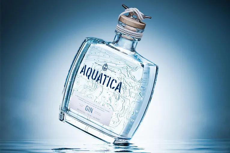 Aquatica Gin USA packaging ocean Pacifique Winner World Awards 2025